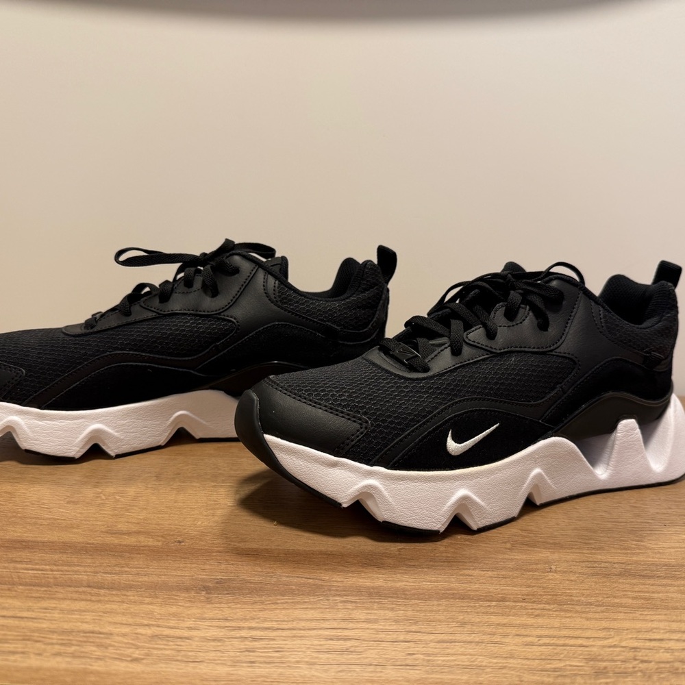 Nike Ryz 365